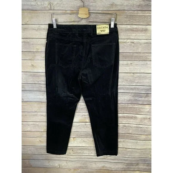 Escada EU 40 Medium Velour 5 Pocket Jean Style